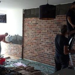 Postavljanje secene cigle prilikom renoviranja stana