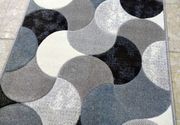 Uvozni moderni tepih