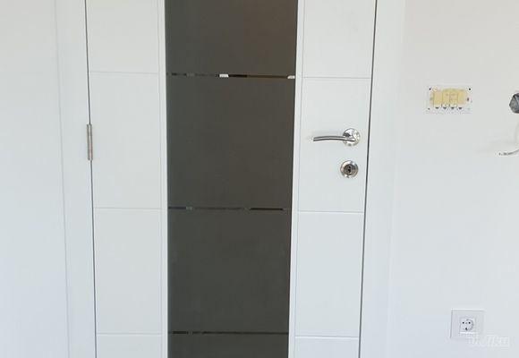 Bela sobna vrata sa staklom Pancevo