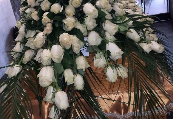 Ekskluzivno cvece za sahranu