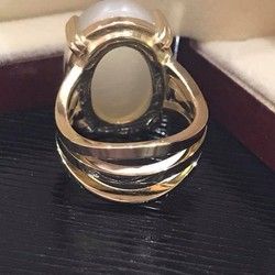 Zlatan prsten u kombinaciji sa mesecev kamenom,rucni rad. Izradio Rikard Civljak!!!