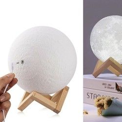 Lampa u obliku meseca