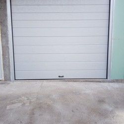 Proizvodnja i montaza garaznih vrata Mladenovac