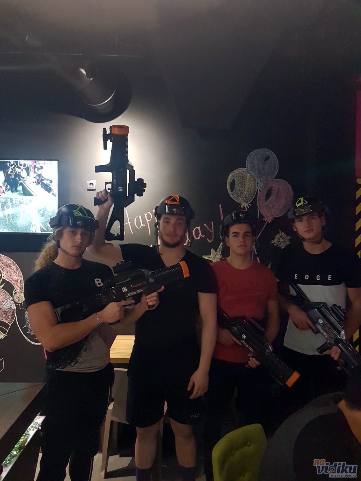 laser-tag-kao-team-building-predator-laser-tag-team-building