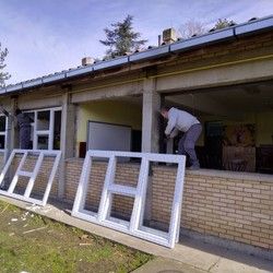 Ugradnja PVC prozora za skole i vrtice