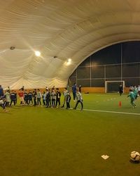 Treniranje fudbala u balonu Borča