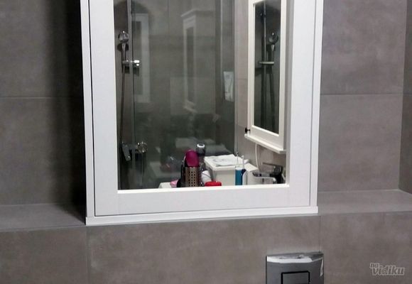 Ormaric sa ogledalom za kupatilo po meri