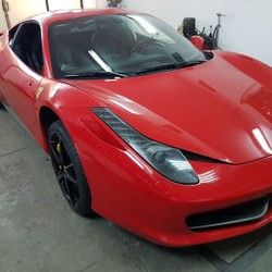 Reparacija sofersajbne Ferrari