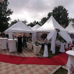 Iznajmljivanje pagoda za svadbu Mladenovac