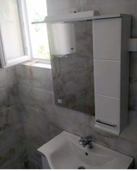 Ugradnja kupatislkog ormarica sa ogledalom Nis
