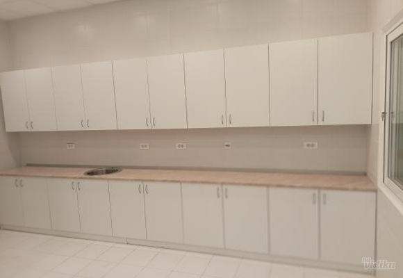 kuhinja-u-skoli-d3329b.jpg