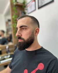 Stilizovana kosa i brada