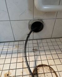 Опушавање ВЦ шоље Звездара