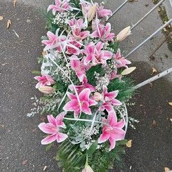 suza za sanduk orijentalni ljiljani
