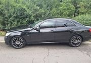 Rent-a-car Mercedes E Class 