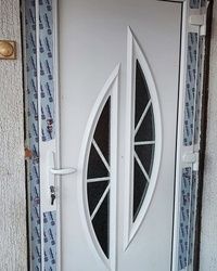 Moderna PVC ulazna vrata