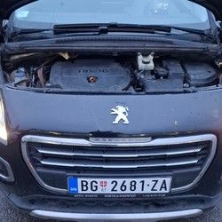Problem sa hybridnim sistemom na Peugeot 3008