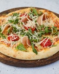 CRUDO
 PIZZA Voždovac