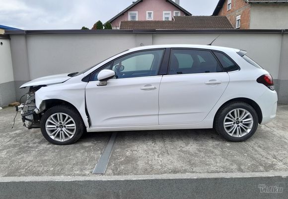 Otkup havarisanih automobila Novi sad
