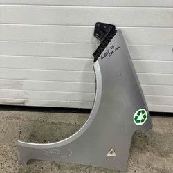 Mitsubishi Colt blatobran levi krilo levo 2004-2008