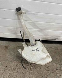 Toyota Rav 4 II posuda za brisace 2000-2005