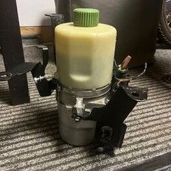 skoda fabia 2 -TRW servo pumpa