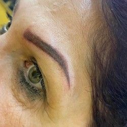 Korekcija puder obrva