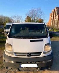 Opel VIVARO 2.5cdti Delovi