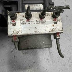 Fiat Sedici abs centrala oznaka L 56110-55L10 4WD