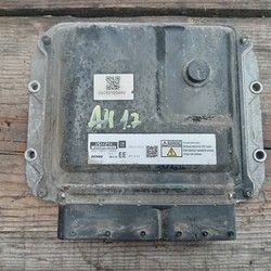 Kompijuter motora Opel Astra H 1.7cdti 2008