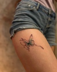 Mala tetovaža na nozi, majstor Maks