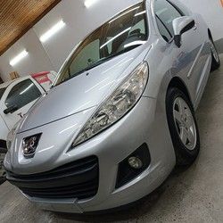 Poliranje automobila