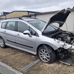 otkup-havarisanih-automobila-novi-sad-bfe30c.jpg