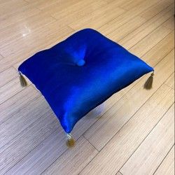 Ceremonijalni plavi dekorativni jastuk