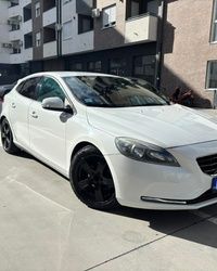 otkup polovnh automobila volvo v40 Novi Sad