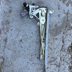 Mitsubishi ASX 2011 Podizac stakla prednji desni