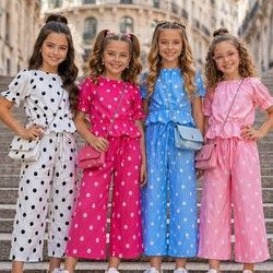 Bluzica, pantalone 7/8 i tašnica u kompletu za devojčice uzrasta od 4 do 14 godina 2500 din