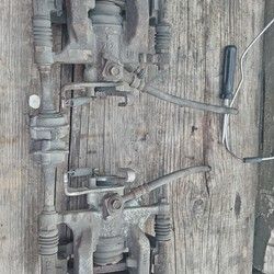 zadnja-kljesta-par-opel-astra-j-sa-elektro-rucnom-kocnicom-44ad53.jpg
