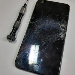 Najpovoljnija popravka mobilnih telefona