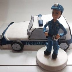 Torta policijski auto