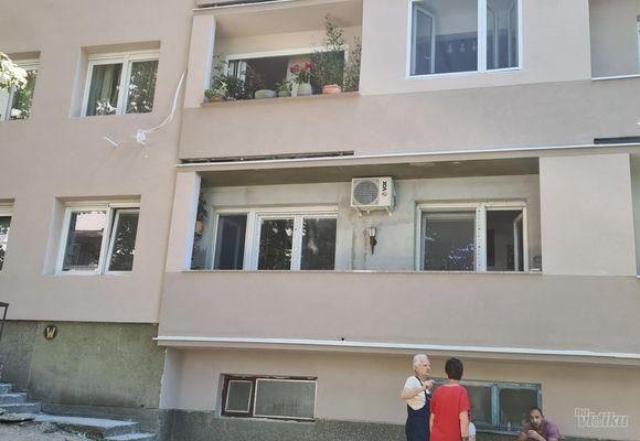 renoviranje-fasade-na-stambenom-objektu-u-ulmite-rakica-12beograd-113818.jpg
