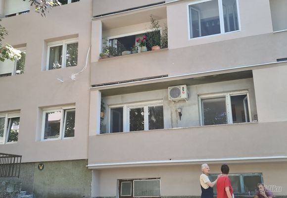 renoviranje-fasade-na-stambenom-objektu-u-ulmite-rakica-12beograd-113819.jpg