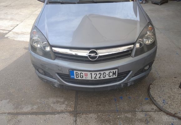 Poliranje farova Opel astra