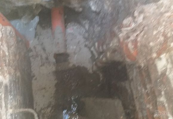 Zamena kanalizacione cevi u šahti