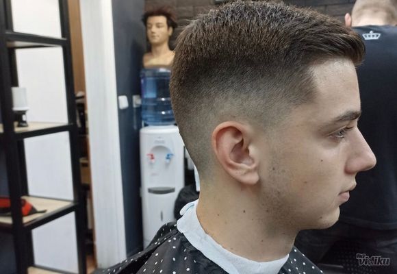 NAJLEPSE MUSKE FRIZURE / DECEMBAR 2021 - Imperial Barber shop, Palilula ...