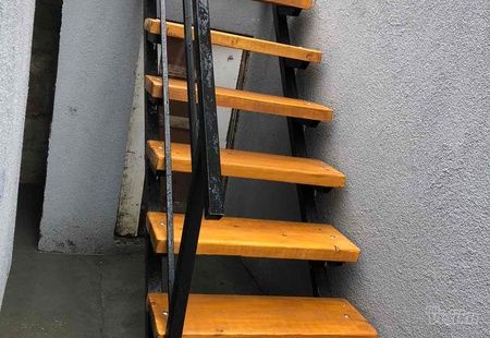 Izrada metalnih stepenica Batajnica