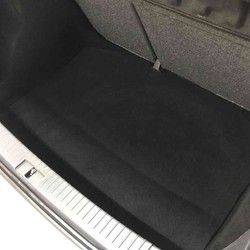 Seat Ibiza detailing enterijera