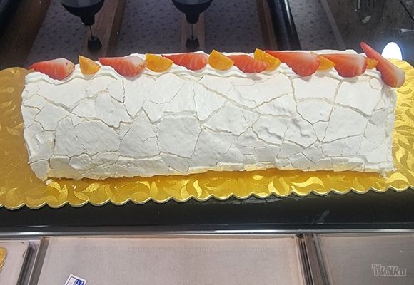 Domaći torta Frombasje 