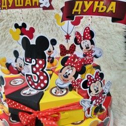 Torta od kartona Miki i Mini