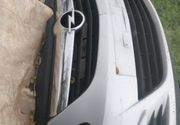 Prednji branik Opel Corsa D sa maglenkama boja Z157